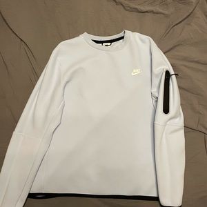 Nike tech crewneck North Carolina blue!! New sz XL